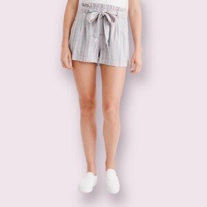 American Eagle Womens Linen Blend High Waisted Paperbag Striped Short Size L